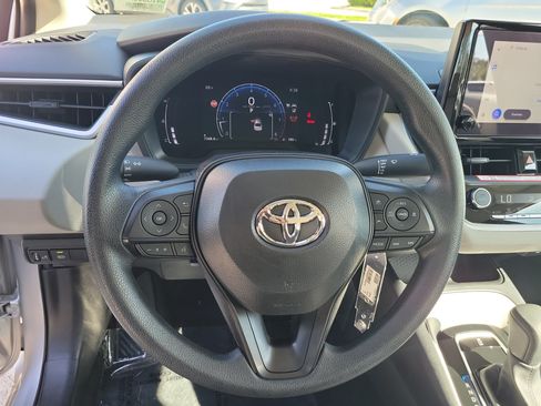 Used 2026 Toyota Corolla LE FWD image 24