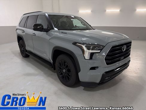 New 2026 Toyota Sequoia Limited AWD/4WD image 4