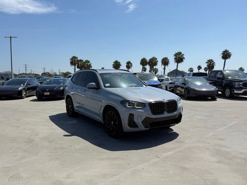 Used 2022 BMW X3 sDrive30i w/ M Sport Package RWD image 4