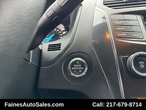 Used 2018 Ford Explorer XLT image 94