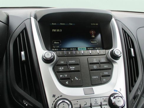 Used 2017 Chevrolet Equinox LT w/ Convenience Package image 22