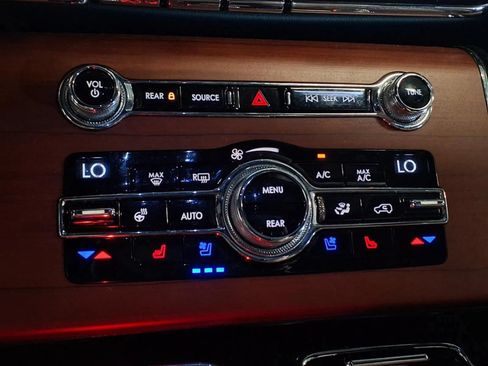 Used 2020 Lincoln Aviator Reserve w/ Equipment Group 202A AWD/4WD image 22