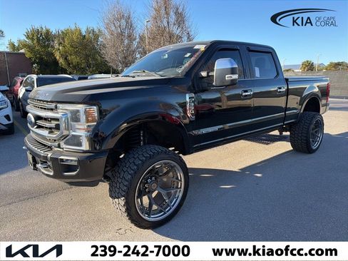 Used 2022 Ford F350 Platinum w/ Tremor Off-Road Package image 2
