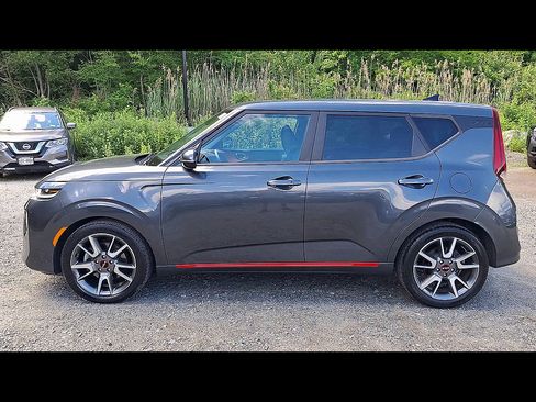 Used 2022 Kia Soul Turbo FWD image 5