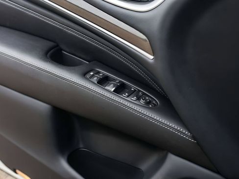 Used 2019 INFINITI QX60 Pure image 22