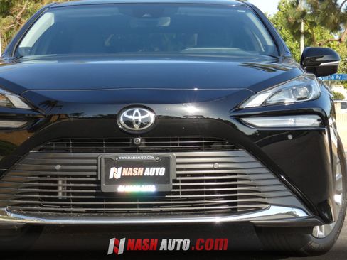 Used 2023 Toyota Mirai w/ Advanced Technology Package RWD image 16