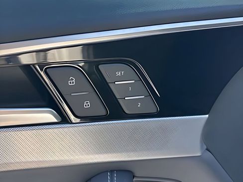 Used 2024 Audi A4 2.0T Prestige image 11