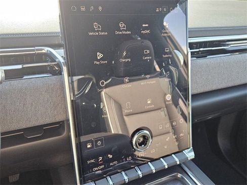 New 2026 GMC Sierra EV Elevation image 18