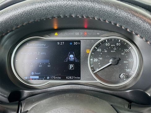 Used 2020 Nissan Kicks SR image 12