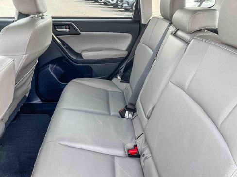 Used 2015 Subaru Forester 2.5i Limited image 18