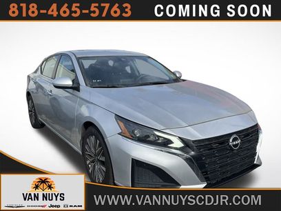 Used 2023 Nissan Altima 2.5 SV