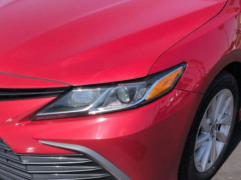 Used 2024 Toyota Camry LE FWD image 8