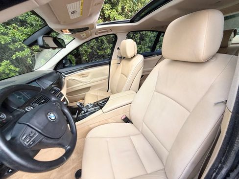 Used 2011 BMW 528i Sedan RWD image 39