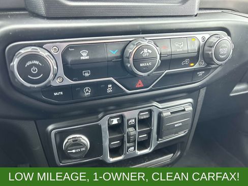 Used 2022 Jeep Wrangler Unlimited Sport AWD/4WD image 34