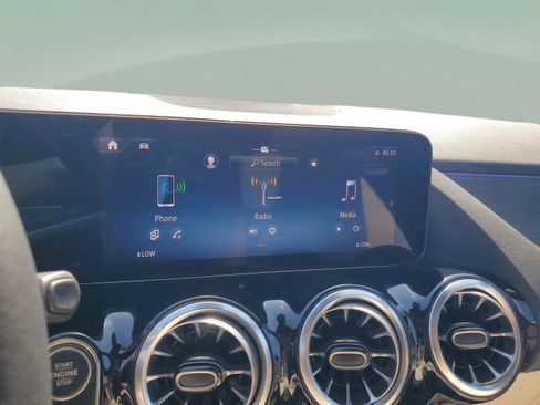 Certified 2025 Mercedes-Benz GLA 250 GLA 250 image 27