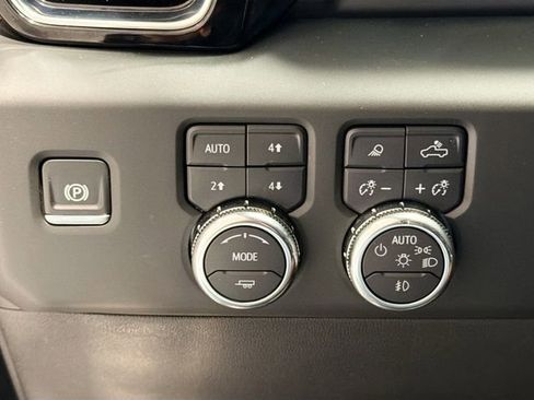 Certified 2024 GMC Sierra 1500 Denali Ultimate image 10