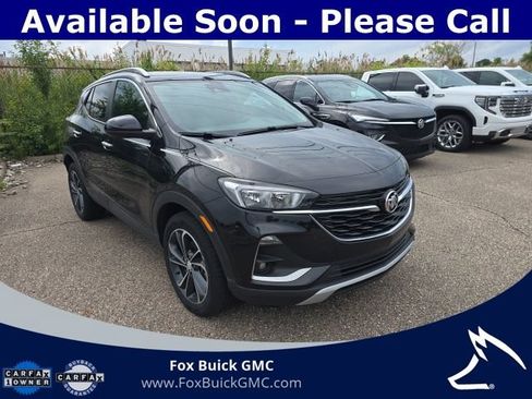 Used 2023 Buick Encore GX Select w/ Safety Package II FWD image 3