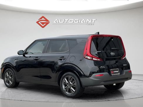 Used 2021 Kia Soul S image 7