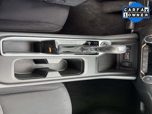 Used 2025 Nissan Sentra SV FWD image 29