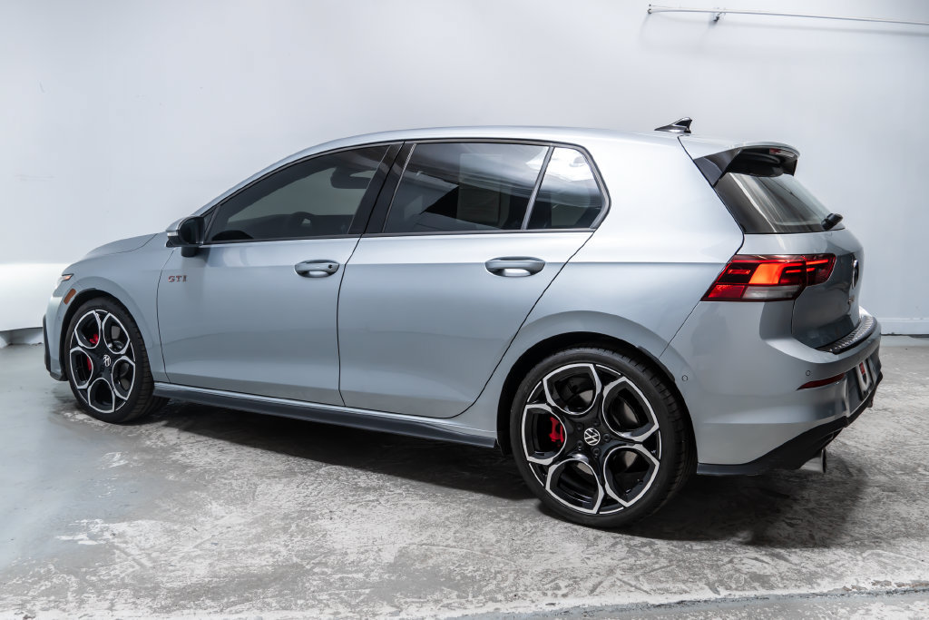 Used 2025 Volkswagen GTI Autobahn FWD image 2