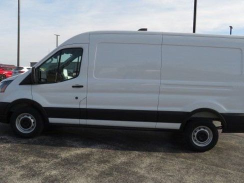 New 2026 Ford Transit 250 148 Medium Roof w/ Load Area Protection Package image 7
