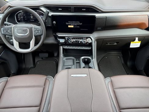 New 2026 GMC Sierra 2500 Denali w/ Denali Reserve Package image 14