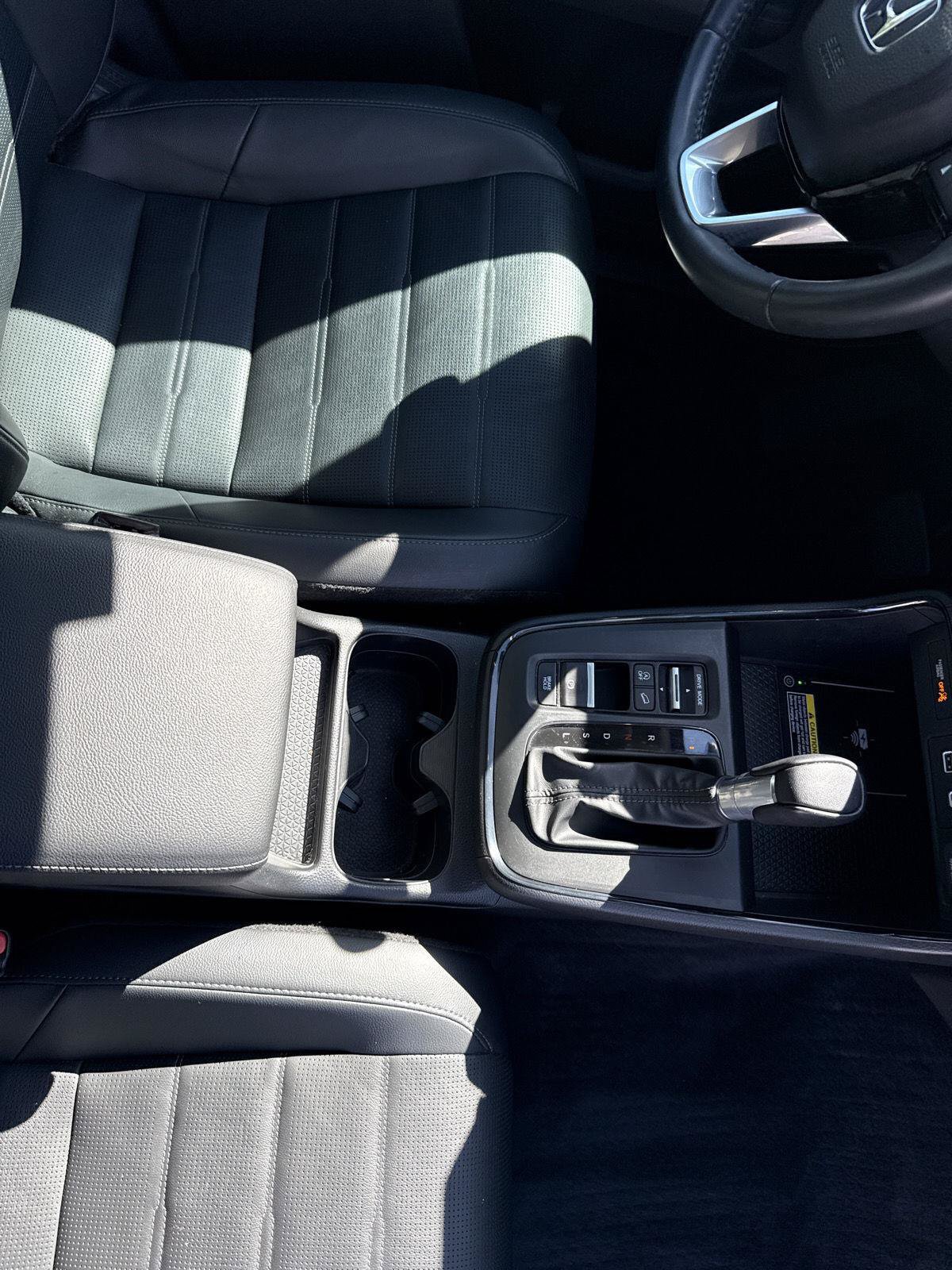 Used 2024 Honda CR-V EX-L image 29