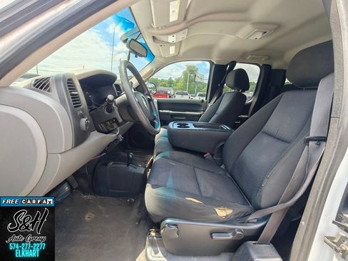 Used 2010 Chevrolet Silverado 1500 LS AWD/4WD image 15
