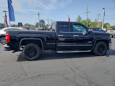 Used 2015 GMC Sierra 1500 SLT w/ All-Terrain Package AWD/4WD image 8