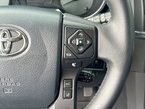 Used 2020 Toyota Sequoia TRD Pro AWD/4WD image 32