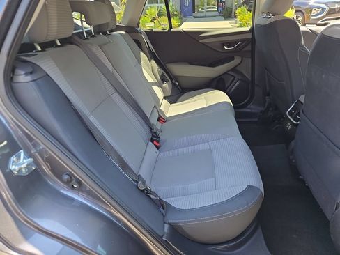 Used 2025 Subaru Outback Premium AWD/4WD image 30