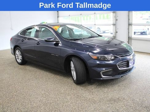 Used 2016 Chevrolet Malibu LT FWD image 7