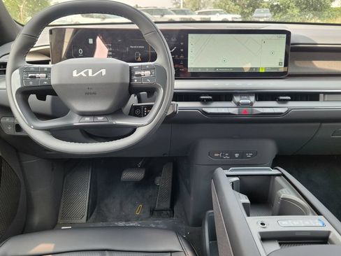New 2026 Kia EV9 Land w/ Nightfall Edition Package AWD/4WD image 11