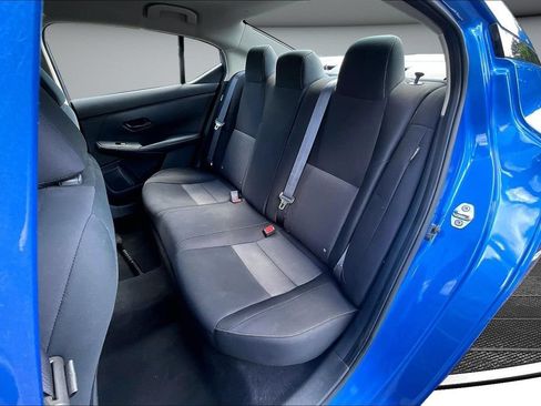 Used 2024 Nissan Sentra SV FWD image 22