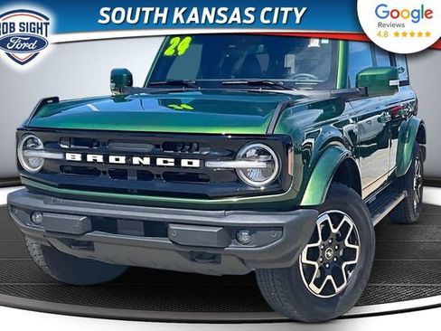 Used 2024 Ford Bronco Outer Banks AWD/4WD image 1
