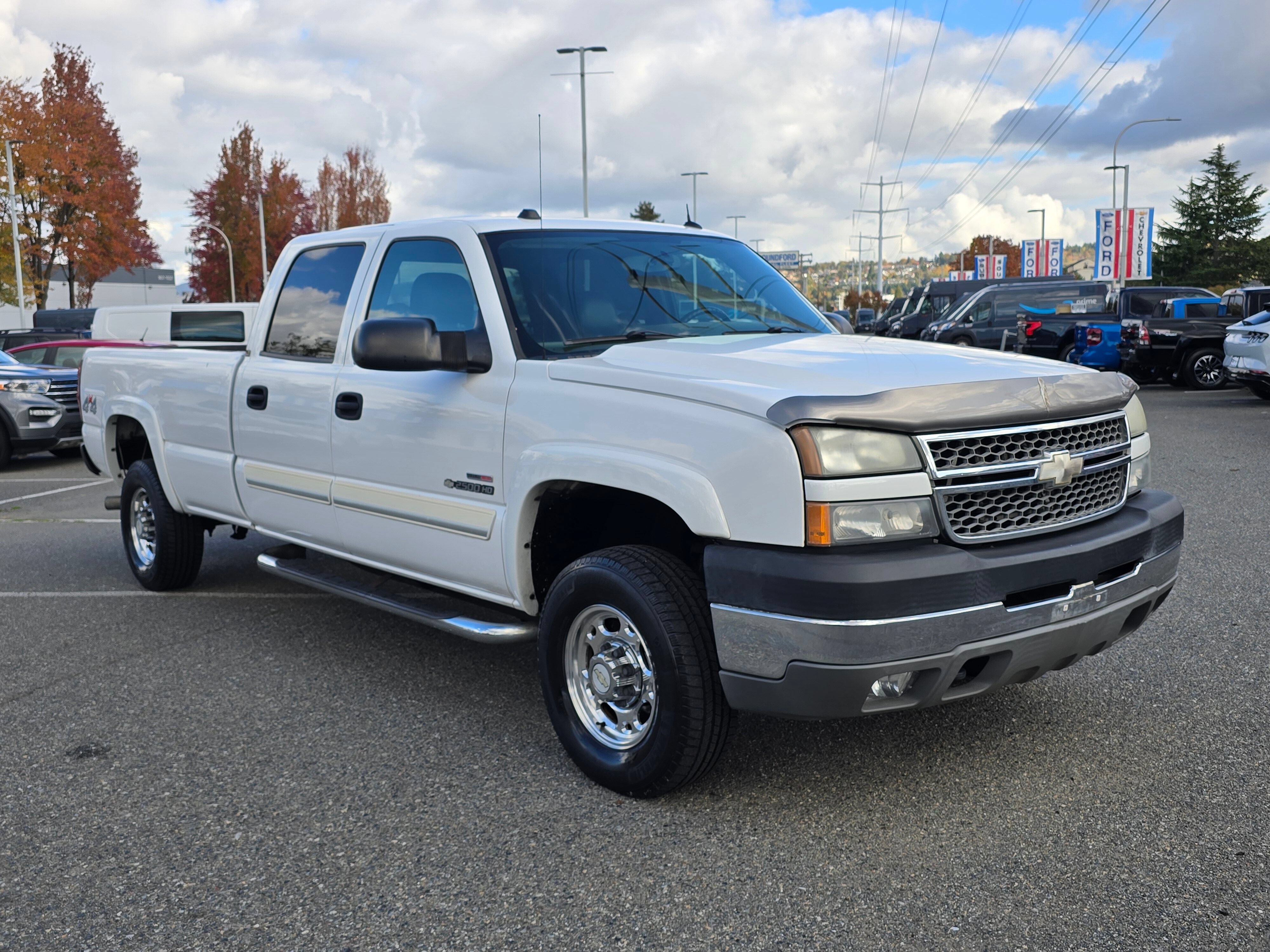 Used 2005 Chevrolet Silverado 2500 LT w/ Heavy-Duty Power Package AWD/4WD image 7