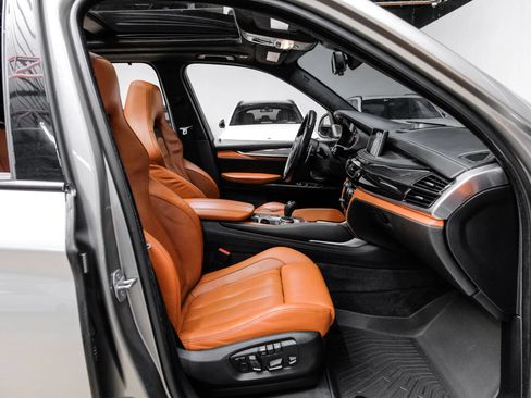 Used 2017 BMW X5 M AWD/4WD image 36
