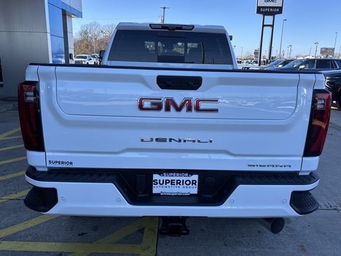 New 2026 GMC Sierra 2500 Denali w/ Denali Reserve Package AWD/4WD image 4