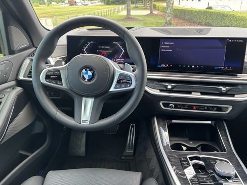 Used 2026 BMW X5 xDrive40i w/ M Sport Package AWD/4WD image 31