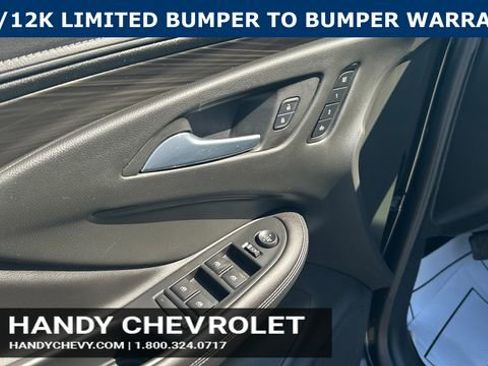Used 2020 Buick Envision Essence AWD/4WD image 13