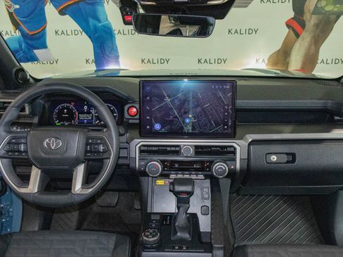 Used 2025 Toyota 4Runner TRD Off-Road Premium image 3