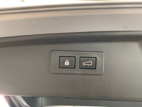 Certified 2023 Subaru Outback Limited AWD/4WD image 17