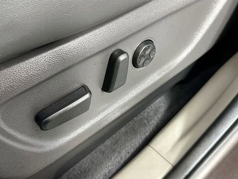 Used 2016 Kia Sedona SX image 20