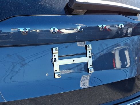 New 2026 Volvo XC90 B6 Plus w/ Protection Package Premier image 15