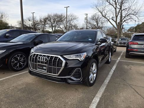 Certified 2022 Audi Q3 2.0T Premium Plus image 4