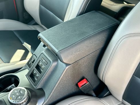 Used 2024 Ford Bronco Wildtrak image 21