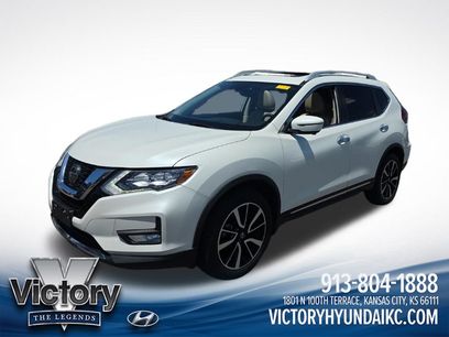 Used 2019 Nissan Rogue SL w/ Premium Package