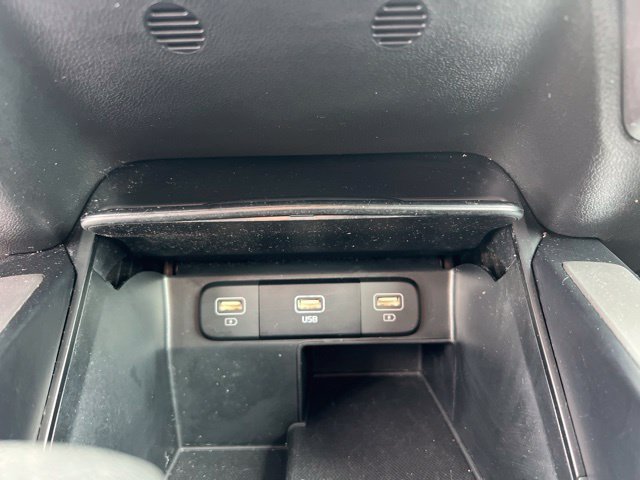 Used 2023 Kia Sorento LX FWD image 27