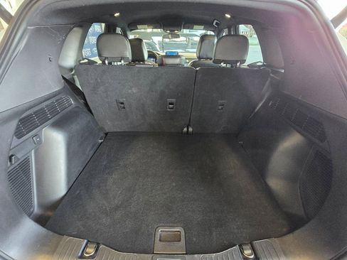 Used 2023 Ford Escape ST-Line image 8