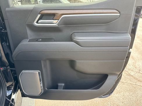 Certified 2025 Chevrolet Silverado 1500 High Country w/ High Country Premium Package image 36